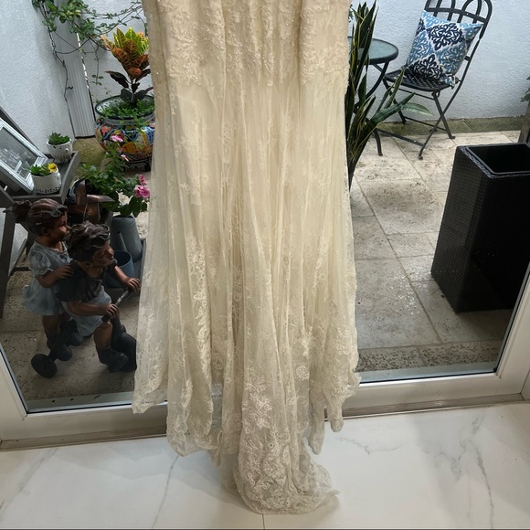 Casablanca Bridal Wedding dress - Picture 5 of 10